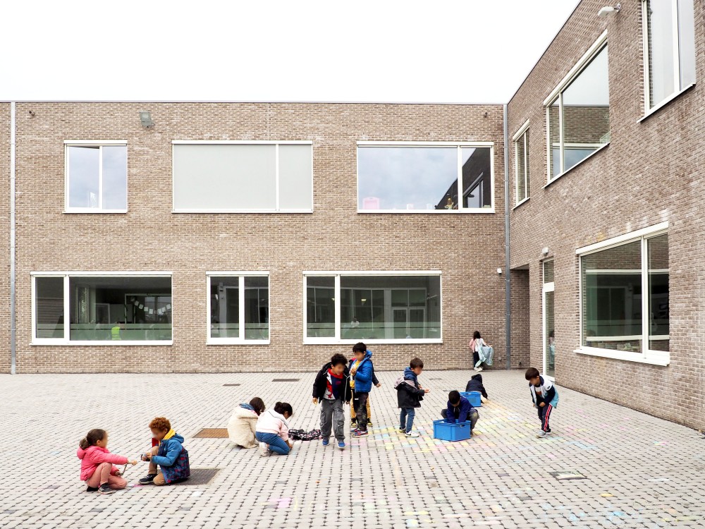 Abscis Architecten - speelplaats lagere school - foto Abscis Architecten