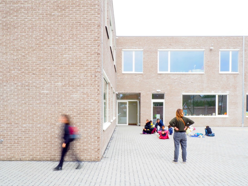 Abscis Architecten - speelplaats lagere school - foto Abscis Architecten