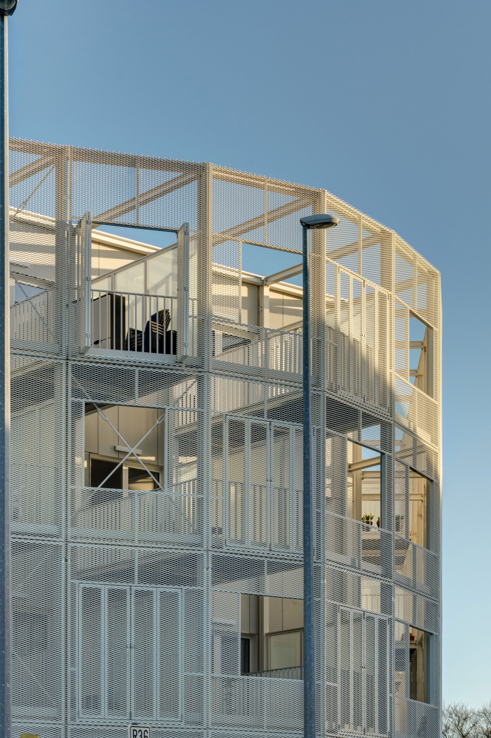 Abscis Architecten - Vliesgevel klaar om te begroeien - fotografie Inge Claessens